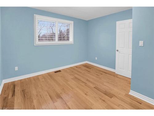 48 Debora Drive, Grimsby, ON - Indoor Photo Showing Other Room