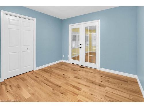 48 Debora Drive, Grimsby, ON - Indoor Photo Showing Other Room