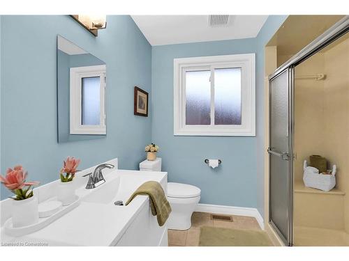 48 Debora Drive, Grimsby, ON - Indoor Photo Showing Bathroom