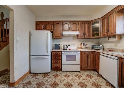 45 Selkirk Avenue, Hamilton, ON - Indoor Photo Showing Kitchen