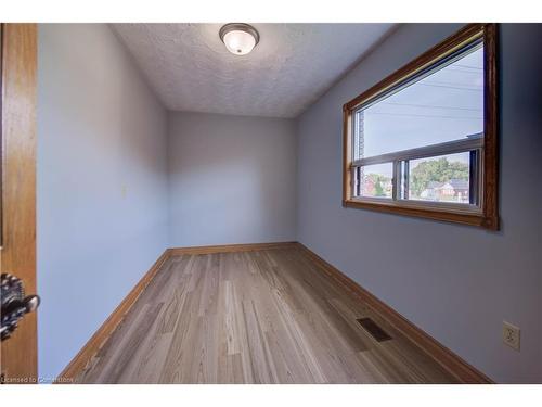 45 Selkirk Avenue, Hamilton, ON - Indoor Photo Showing Other Room