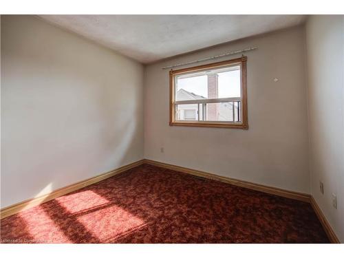 45 Selkirk Avenue, Hamilton, ON - Indoor Photo Showing Other Room