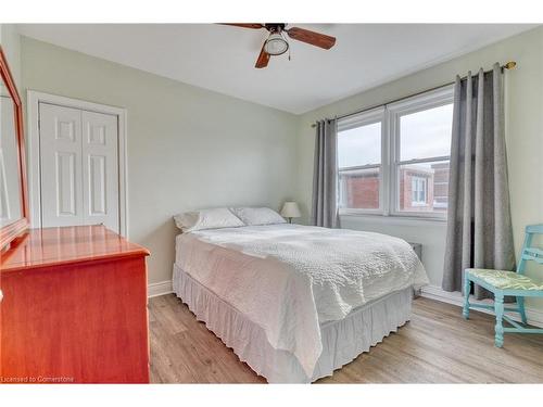 410B-5 East 36Th Street, Hamilton, ON - Indoor Photo Showing Bedroom