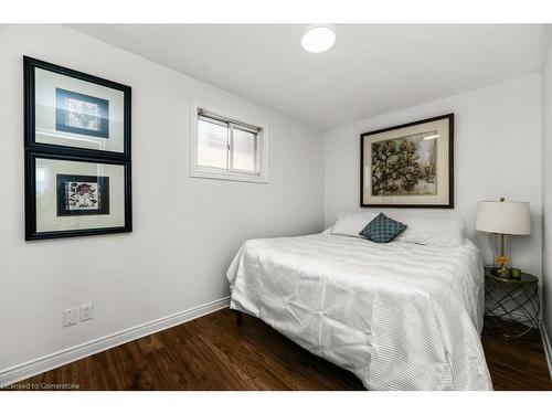 536 John Street N, Hamilton, ON - Indoor Photo Showing Bedroom