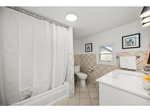 536 John Street N, Hamilton, ON - Indoor Photo Showing Bathroom