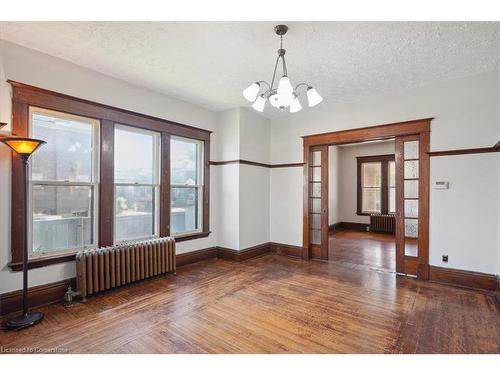 76 Spadina Avenue, Hamilton, ON - Indoor Photo Showing Other Room