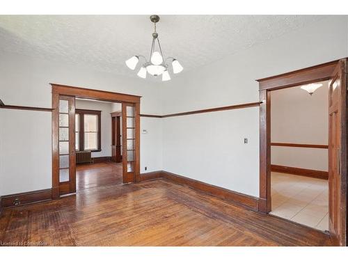 76 Spadina Avenue, Hamilton, ON - Indoor Photo Showing Other Room