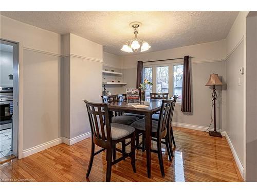 94 Avonlea Street, Ingersoll, ON - Indoor Photo Showing Dining Room