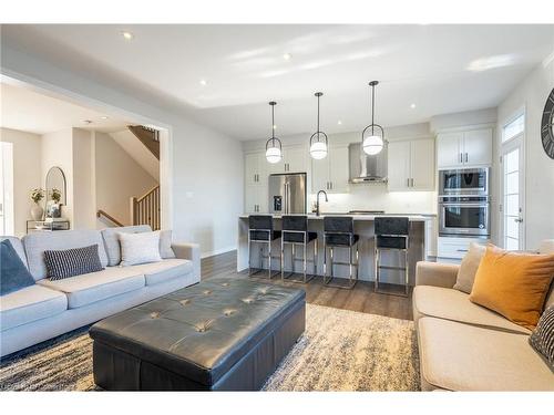 3447 Eternity Way, Oakville, ON - Indoor Photo Showing Living Room