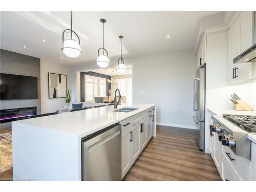 3447 Eternity Way, Oakville, ON - Indoor Photo Showing Kitchen With Double Sink With Upgraded Kitchen