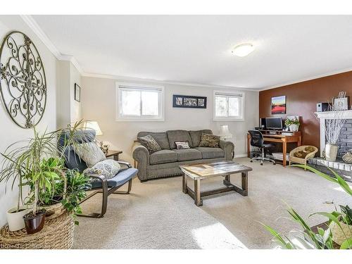 655 Cumberland Avenue, Burlington, ON - Indoor Photo Showing Living Room With Fireplace