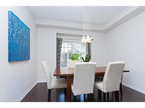 55-2086 Ghent Avenue, Burlington, ON - Indoor Photo Showing Dining Room