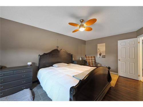 25 Lindsay Drive, Haldimand County, ON - Indoor Photo Showing Bedroom