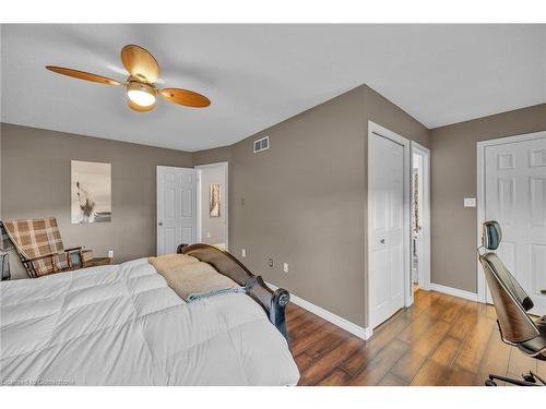 25 Lindsay Drive, Haldimand County, ON - Indoor Photo Showing Bedroom