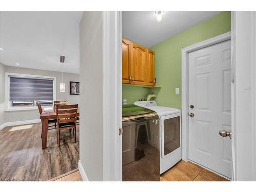 25 Lindsay Drive, Haldimand County, ON - Indoor Photo Showing Laundry Room