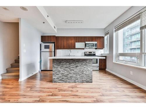 Th19-57 East Liberty Street, Toronto, ON - Indoor Photo Showing Kitchen