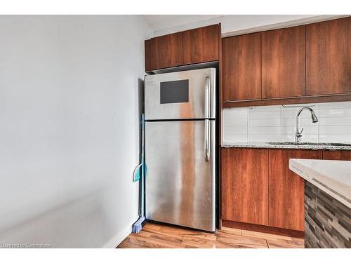 Th19-57 East Liberty Street, Toronto, ON - Indoor Photo Showing Kitchen