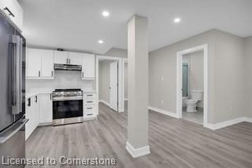 63 1/2 R Fullerton Avenue, Hamilton, ON - Indoor Photo Showing Kitchen