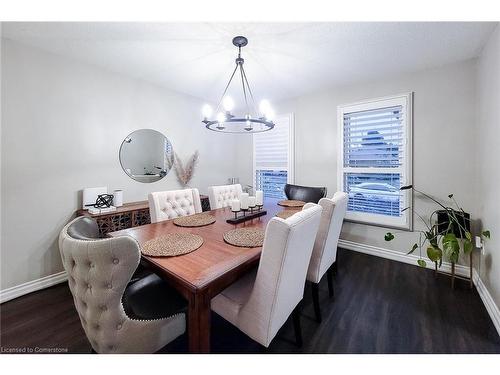 51 Branthaven Drive, Hamilton, ON - Indoor Photo Showing Dining Room