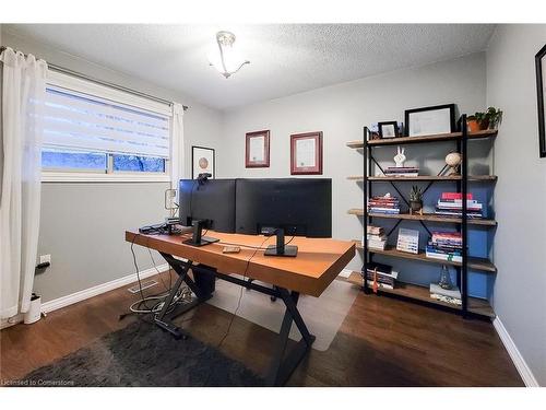 51 Branthaven Drive, Hamilton, ON - Indoor Photo Showing Office