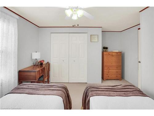 220-3033 Townline Road, Stevensville, ON - Indoor Photo Showing Bedroom