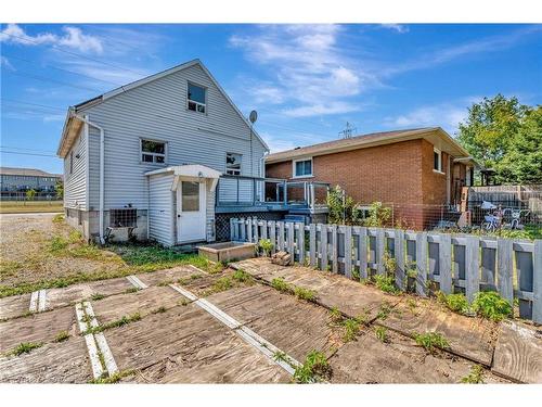 2009 Brampton Street, Hamilton, ON - Outdoor With Deck Patio Veranda