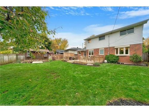 556 Rexway Court, Burlington, ON - Outdoor With Backyard