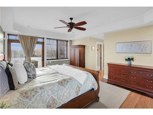 331 Russ Road, Grimsby, ON - Indoor Photo Showing Bedroom