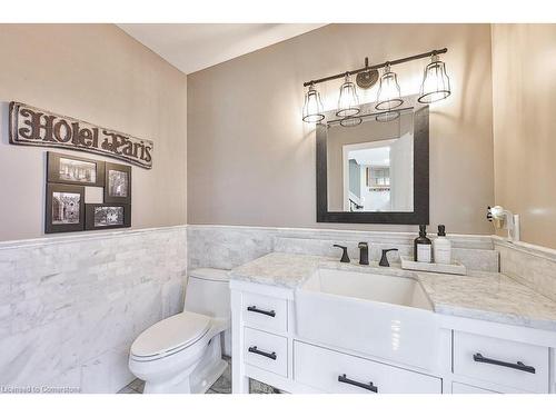 353 Canyon Crescent, Oakville, ON - Indoor Photo Showing Bathroom