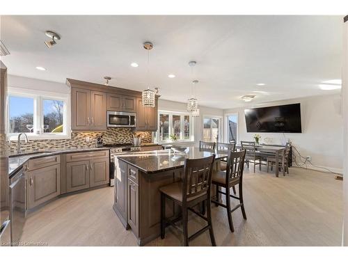 75642 Diltz Road, Wainfleet, ON - Indoor Photo Showing Kitchen With Upgraded Kitchen