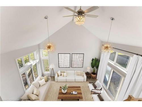 75642 Diltz Road, Wainfleet, ON - Indoor Photo Showing Living Room