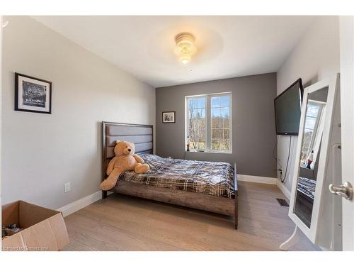 75642 Diltz Road, Wainfleet, ON - Indoor Photo Showing Bedroom