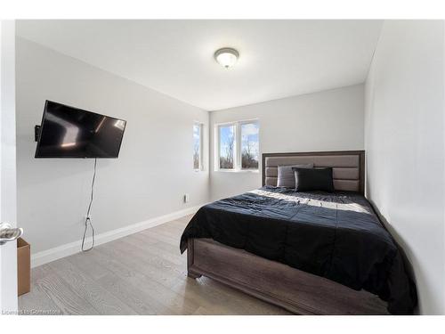 75642 Diltz Road, Wainfleet, ON - Indoor Photo Showing Bedroom