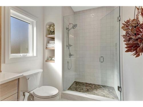 605 St Andrew Street, Port Dover, ON - Indoor Photo Showing Bathroom