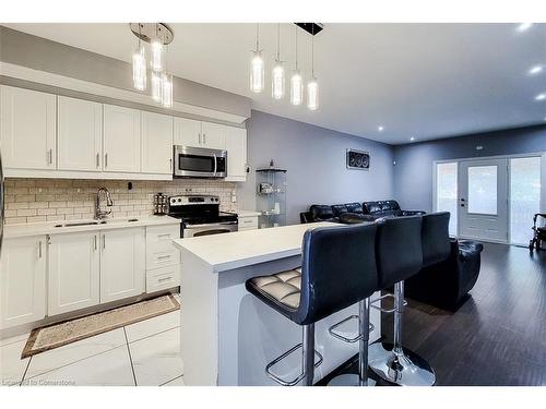 313 Fennell Avenue E, Hamilton, ON - Indoor Photo Showing Kitchen