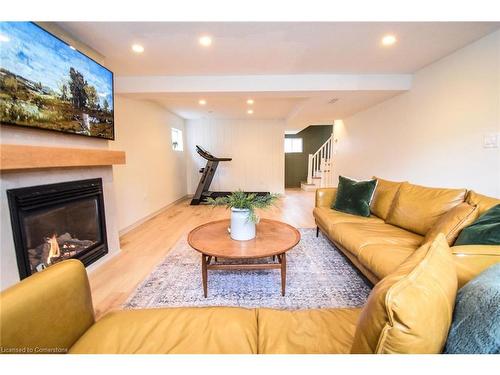 17 Rosemore Road, St. Catharines, ON - Indoor Photo Showing Living Room With Fireplace