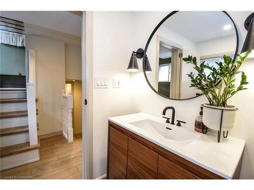 17 Rosemore Road, St. Catharines, ON - Indoor Photo Showing Bathroom