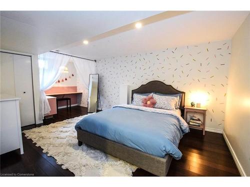 17 Rosemore Road, St. Catharines, ON - Indoor Photo Showing Bedroom