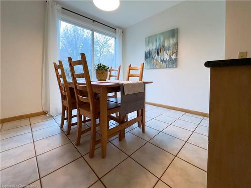 119 Oneida Boulevard, Ancaster, ON - Indoor Photo Showing Dining Room