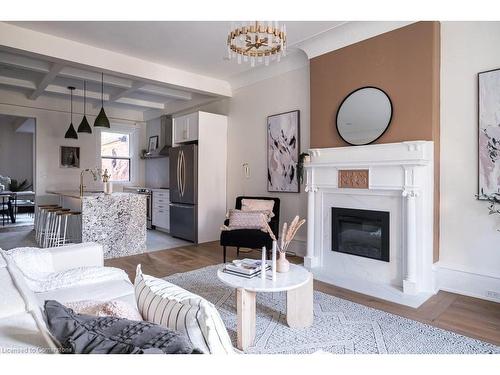 109 East Avenue S, Hamilton, ON - Indoor Photo Showing Living Room With Fireplace