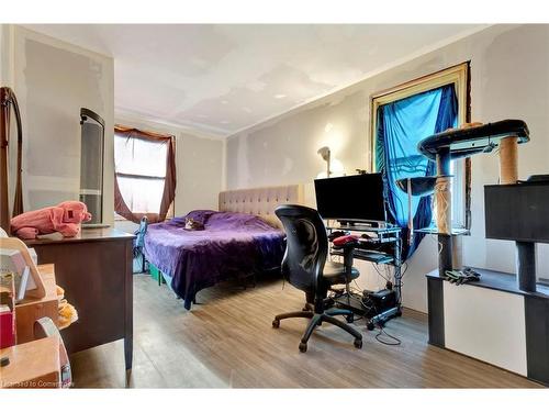 4 Rebecca Street, St. Catharines, ON - Indoor Photo Showing Bedroom