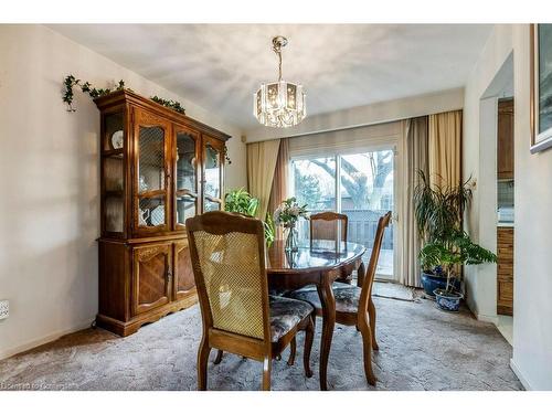 39 San Francisco Avenue, Hamilton, ON - Indoor Photo Showing Dining Room