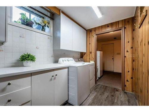 39 San Francisco Avenue, Hamilton, ON - Indoor Photo Showing Laundry Room