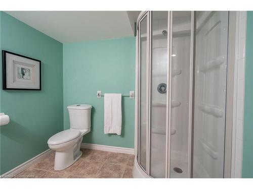 44 Greentrail Drive, Mount Hope, ON - Indoor Photo Showing Bathroom