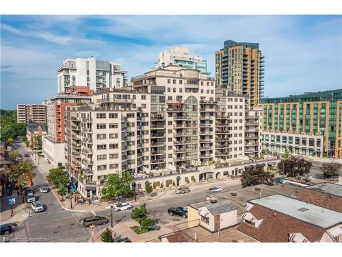 608-399 Elizabeth Street, Burlington, ON - Outdoor With Facade