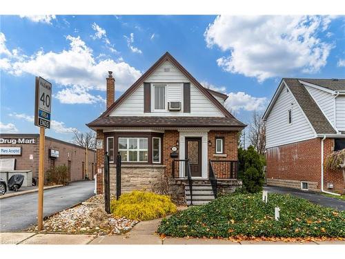 15 Empress Avenue, Hamilton, ON - Outdoor With Facade