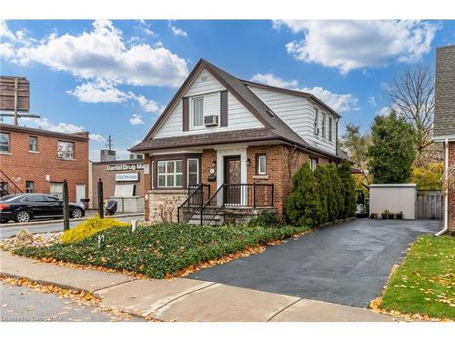 15 Empress Avenue, Hamilton, ON - Outdoor With Facade