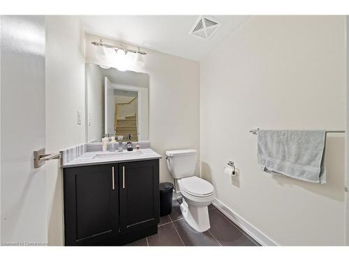 11-4080 Parkside Village Drive, Mississauga, ON - Indoor Photo Showing Bathroom