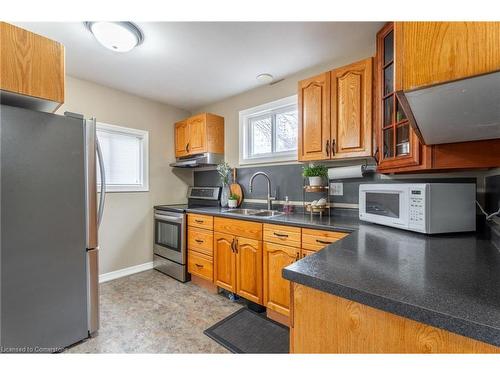 43 Brantwood Park Road, Brantford, ON - Indoor Photo Showing Kitchen With Double Sink