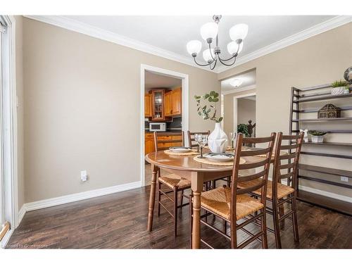 43 Brantwood Park Road, Brantford, ON - Indoor Photo Showing Dining Room